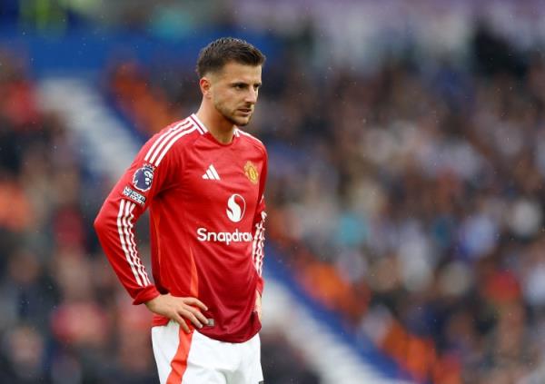 曼聯(lián)最水7號(hào)??芒特6420萬(wàn)加盟1年半1球1助，首發(fā)踢13分鐘又傷了