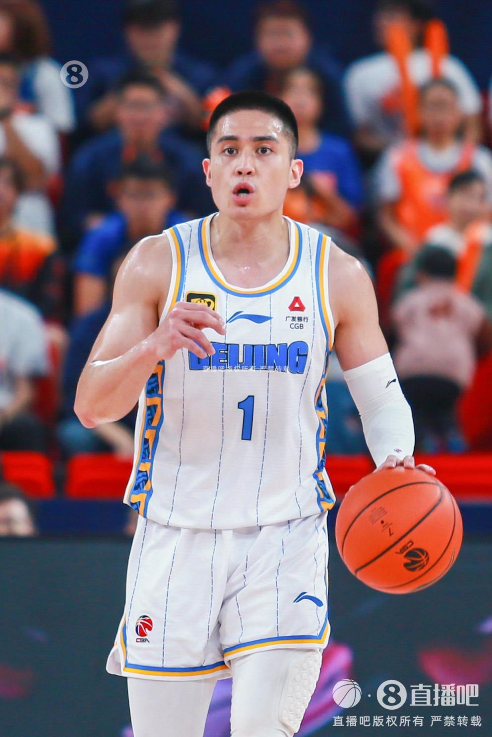 第四節(jié)先生！陳盈駿9中3得11分2板9助&11分全部為第四節(jié)所得！