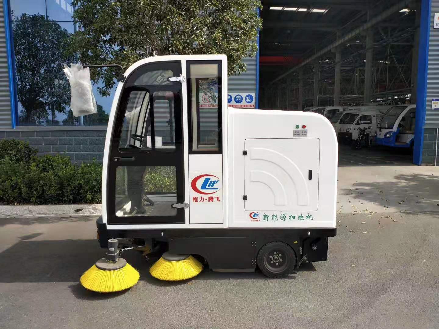 新能源鉛酸免維護(hù)電源掃地機(jī) 新能源鉛酸免維護(hù)電源掃地機(jī)