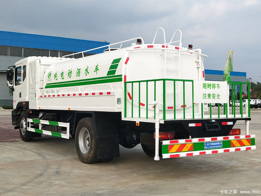 東風T5電動灑水車