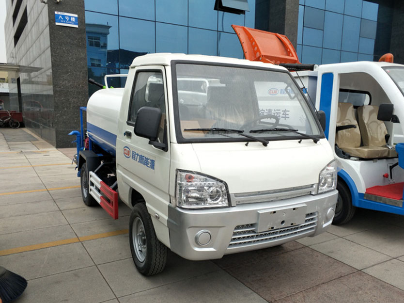 程力新能源純電動2方灑水車