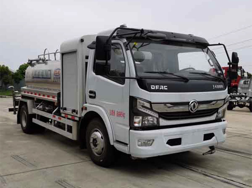 新能源純電動凱普特8.9方灑水車