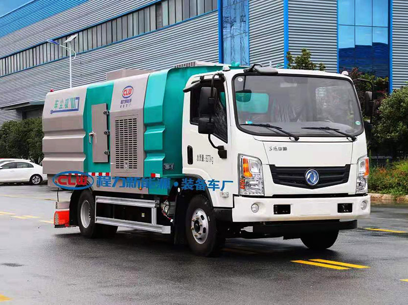 新能源純電動?xùn)|風(fēng)華神5.5方吸塵車